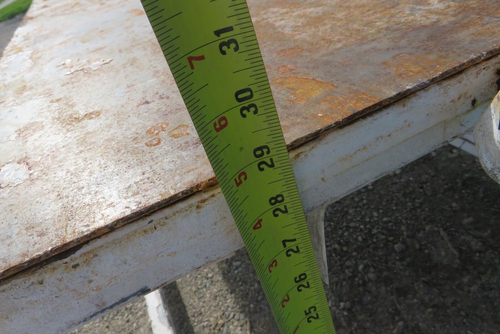 all metal workbench / welding table - large size - many uses