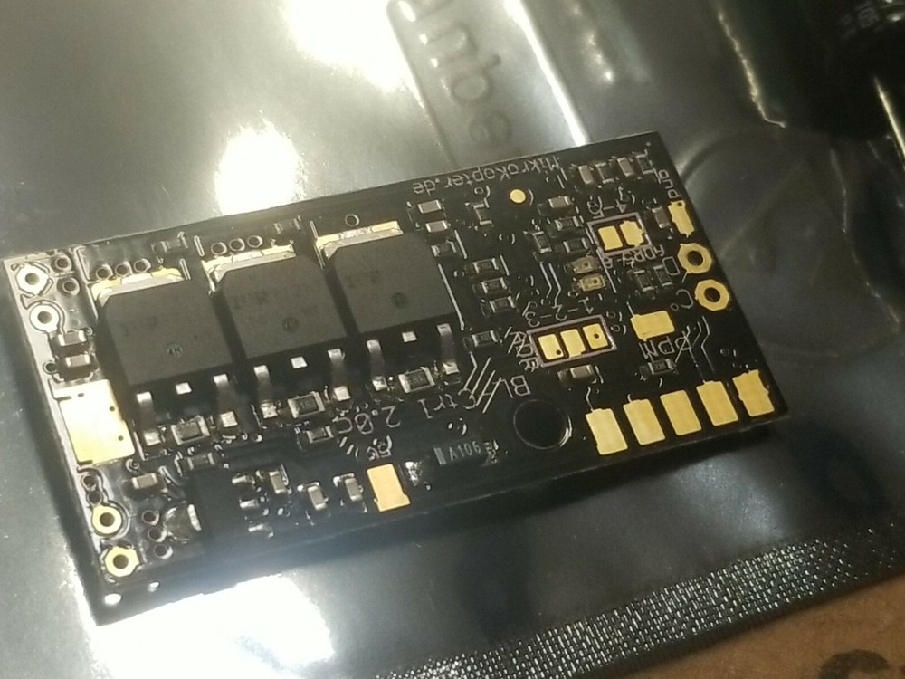 8 BL-Ctrl V2.0 Mikrocopter Brushless Speed controller + 2.5v Flight Controller