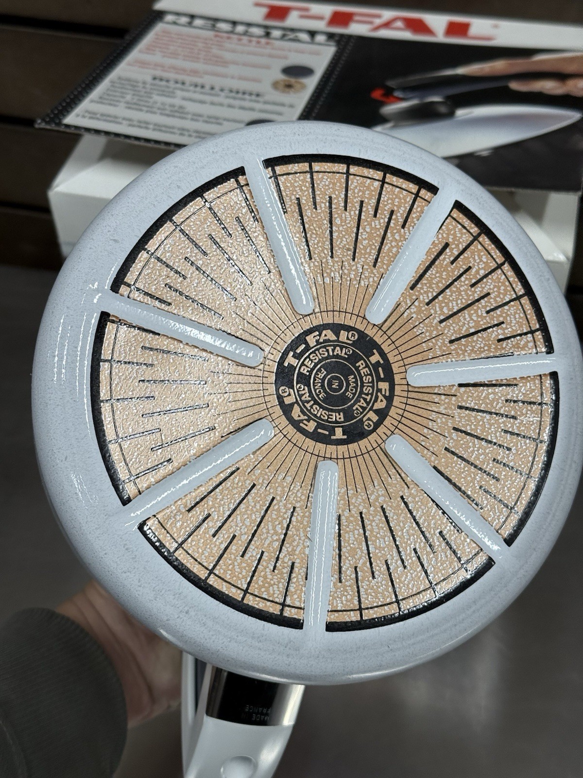 Vintage T-FAL Resistal Kettle Tea Pot White Speckled - 2 Quart - New