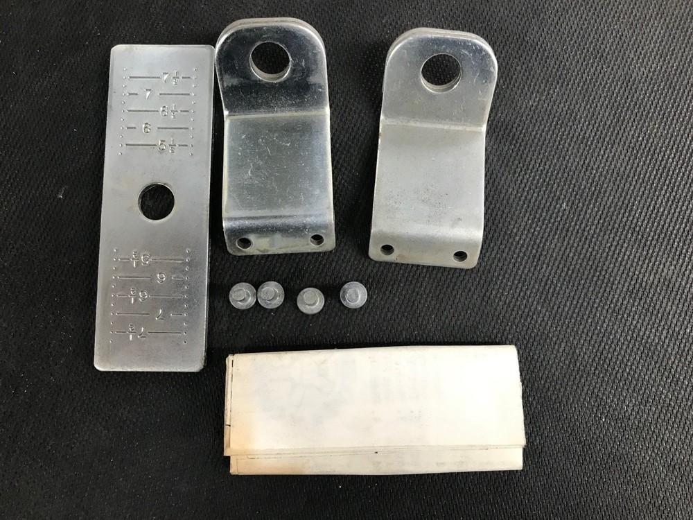 RB100 ISSPRO HUB AXLE BRACKET KIT