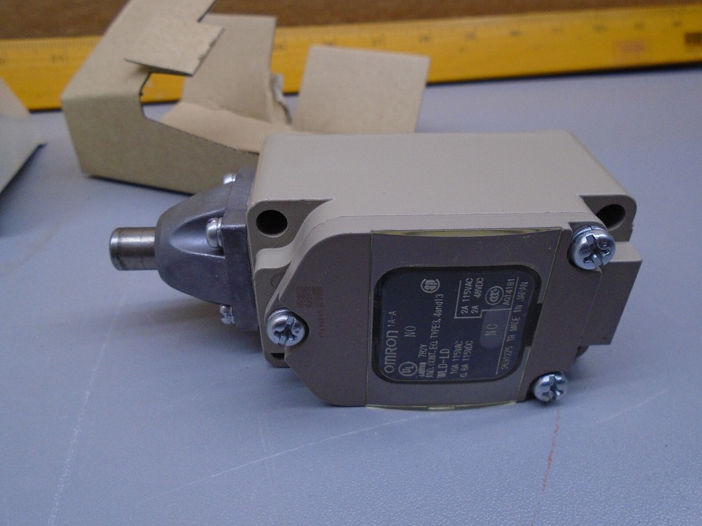 New old Stock Omron WLD-LD Limit Switch R7