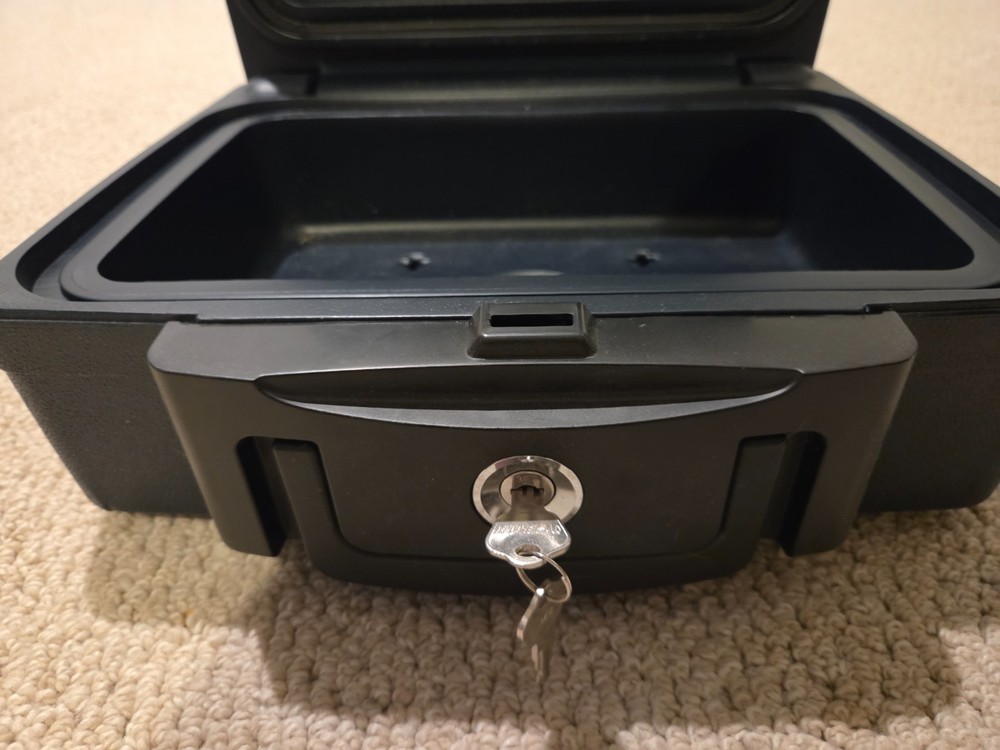 Sentry Safe R4132 Fireproof Waterproof - Navy