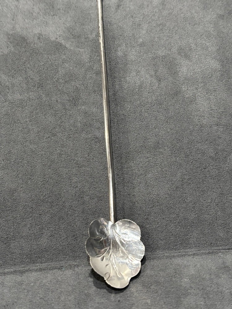 Vintage Sterling Silver Leaf Patterned Drink Stirrer in Excellent Condition