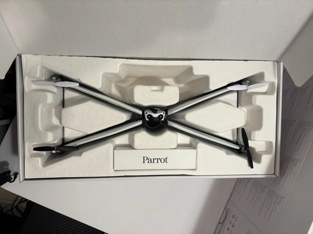 Parrot Swing Vertical Plane/Drone