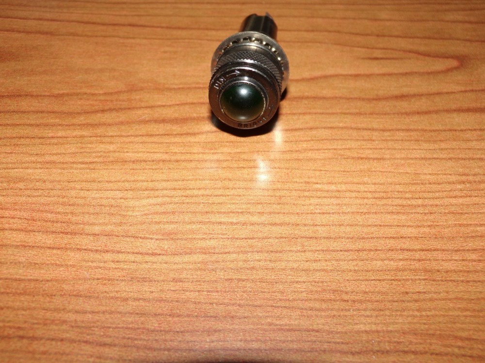 Dialco Green Dim Bright Switch