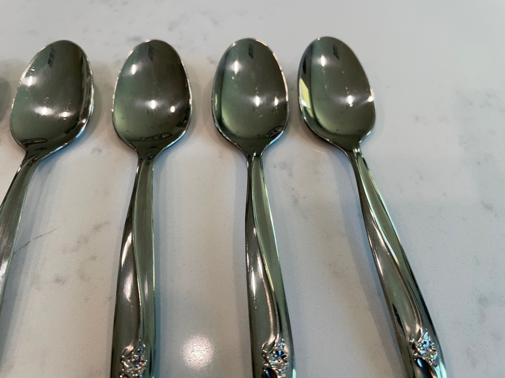 7 Rogers & Bro Stainless USA CAPRICE Teaspoons 6"