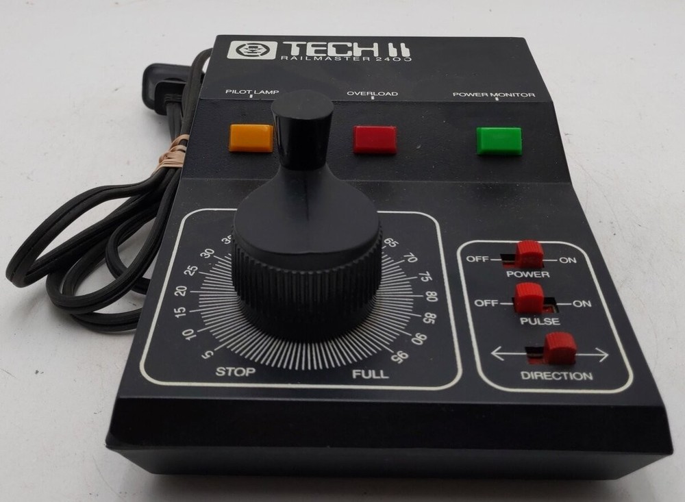 MRC 2400 Tech II Railmaster 2400 Power Pack EX