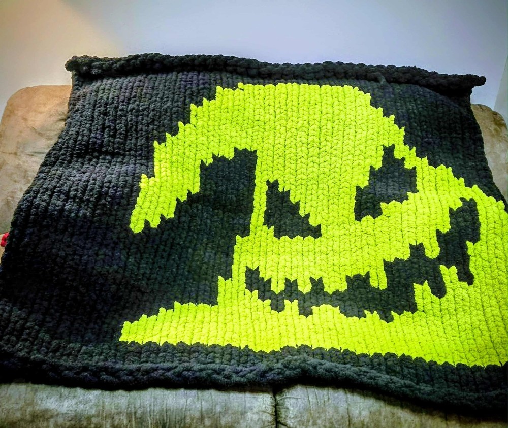 "Oogie Boogie Nights" Chunky Knit Blanket | Digital PDF Step by Step Pattern
