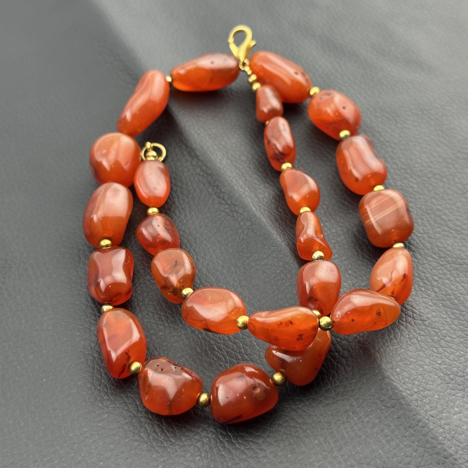 Vintage Himalayan Tibetan Carnelian Agate Tumbled Shape Necklace