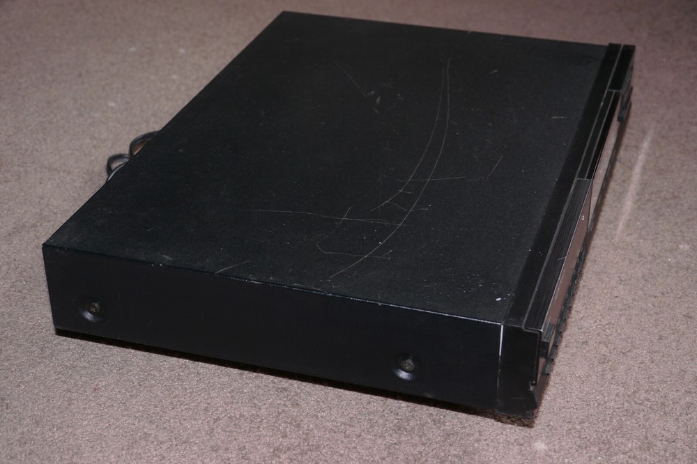 Nikko NT100 Stereo Tuner