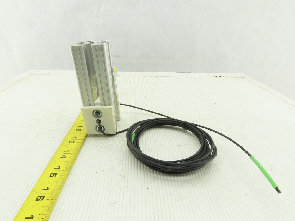 Keyence FU-77V Paper Processing Edge Detection Pass Through Fiber Optic Sensor