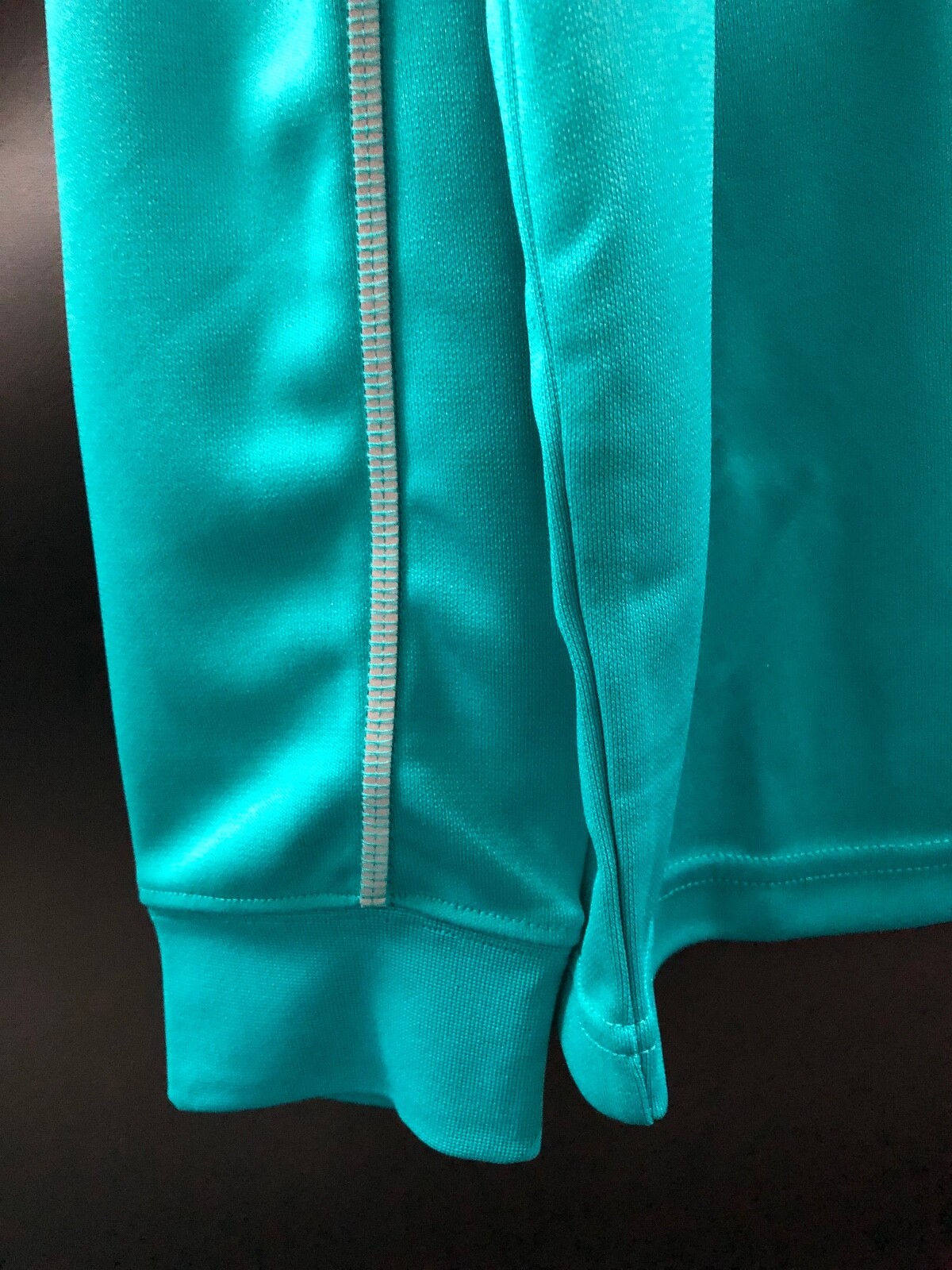 SUPER BOWL LIV MIAMI LONG SLEEVE DRI-FIT ZIP UP PERRY ELLIS BRAND NEW CHIEFS WIN