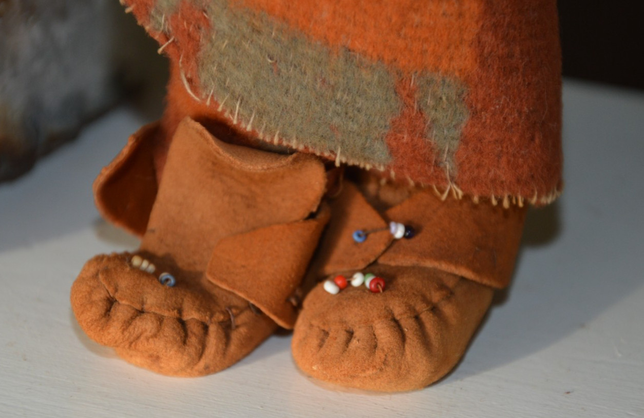 10" c.1915 Antique Original Doll Mary Francis Woods Crepe Face Blk Pin Eyes