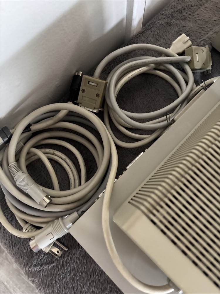 Vintage Atari computer PS3000 Mega ST4 W/fast ICD Mouse Keyboard Power Pack Read