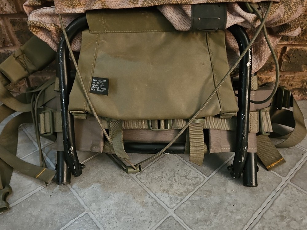 Cabelas Alaskan Camouflage H20 External Frame & Backpack Great Condition