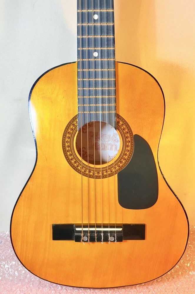 Acoustic Classical Guitar 30”