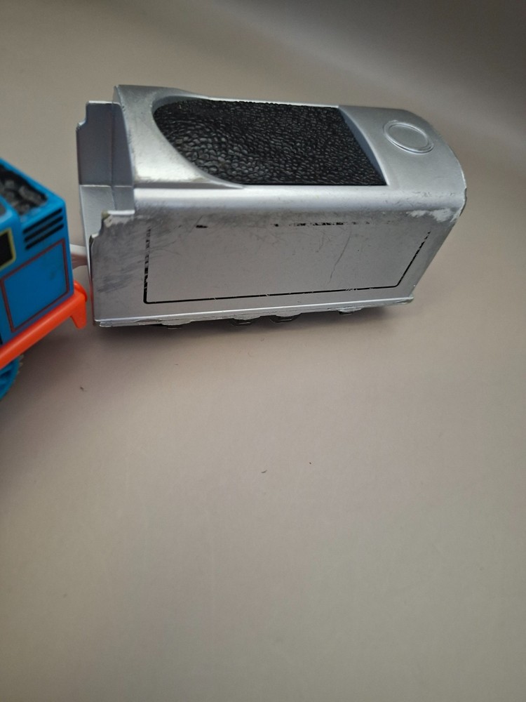 Thomas Hyper Glow Trackmaster Train Motorized - 2017 BLACK LIGHT LED Thomas