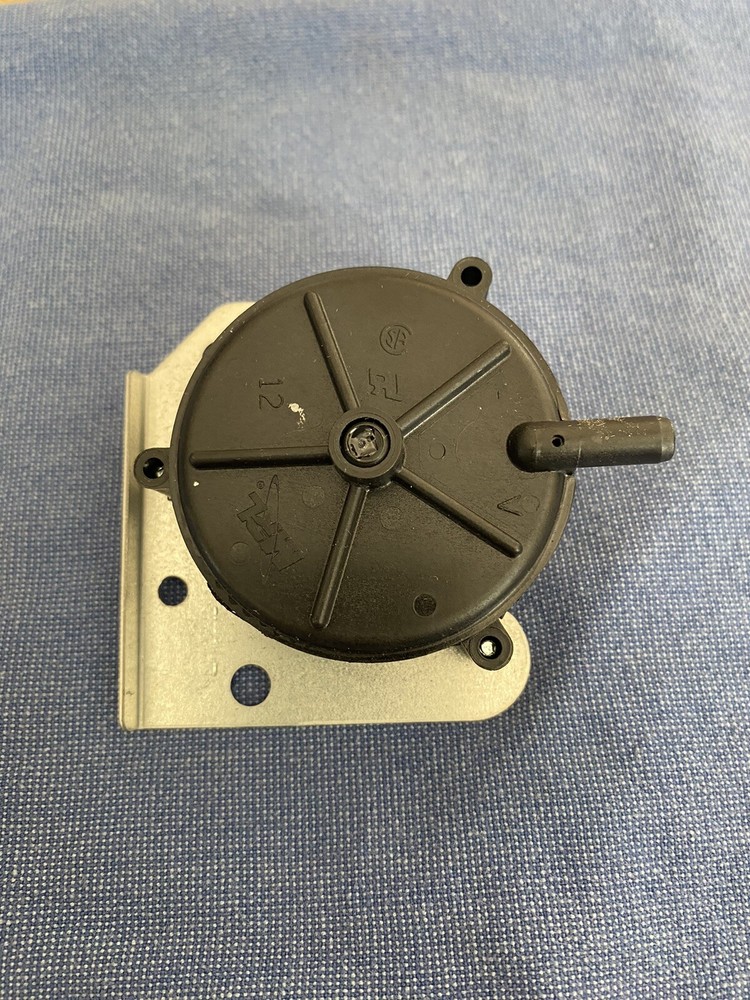Lennox Pressure Switch P103247-05