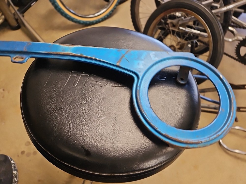 Vintage Schwinn Stingray Pixie 2 Chaingaurd Blue