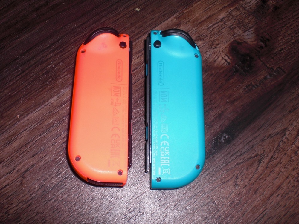 OEM Nintendo Switch Joy Con Pair Blue Red AUTHENTIC L R Left Right Controller