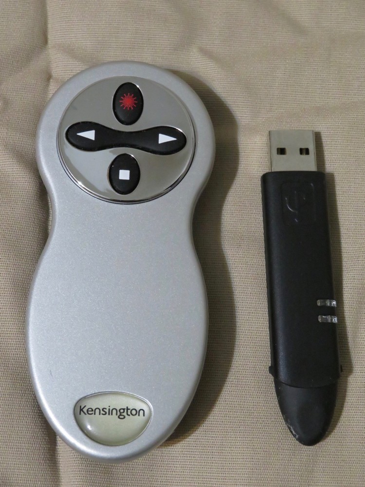 Kensington 33062 Wireless Presentation Remote Red Laser Pointer with USB Dongle