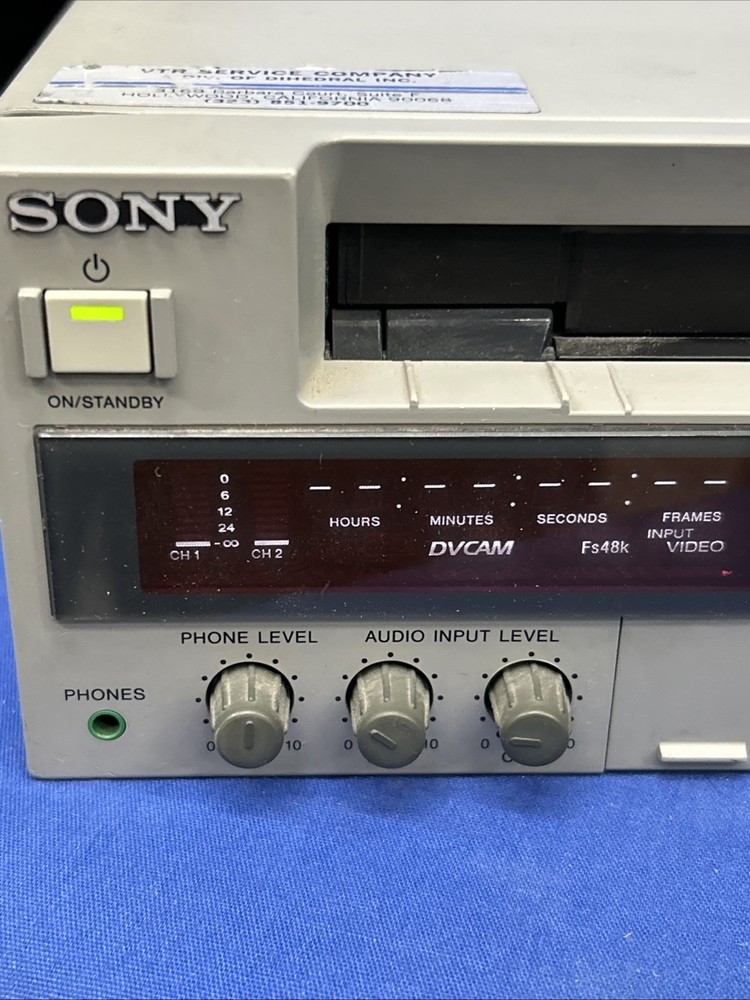 Sony DSR-40 DVCAM Digital Videocassette Recorder Deck Untested