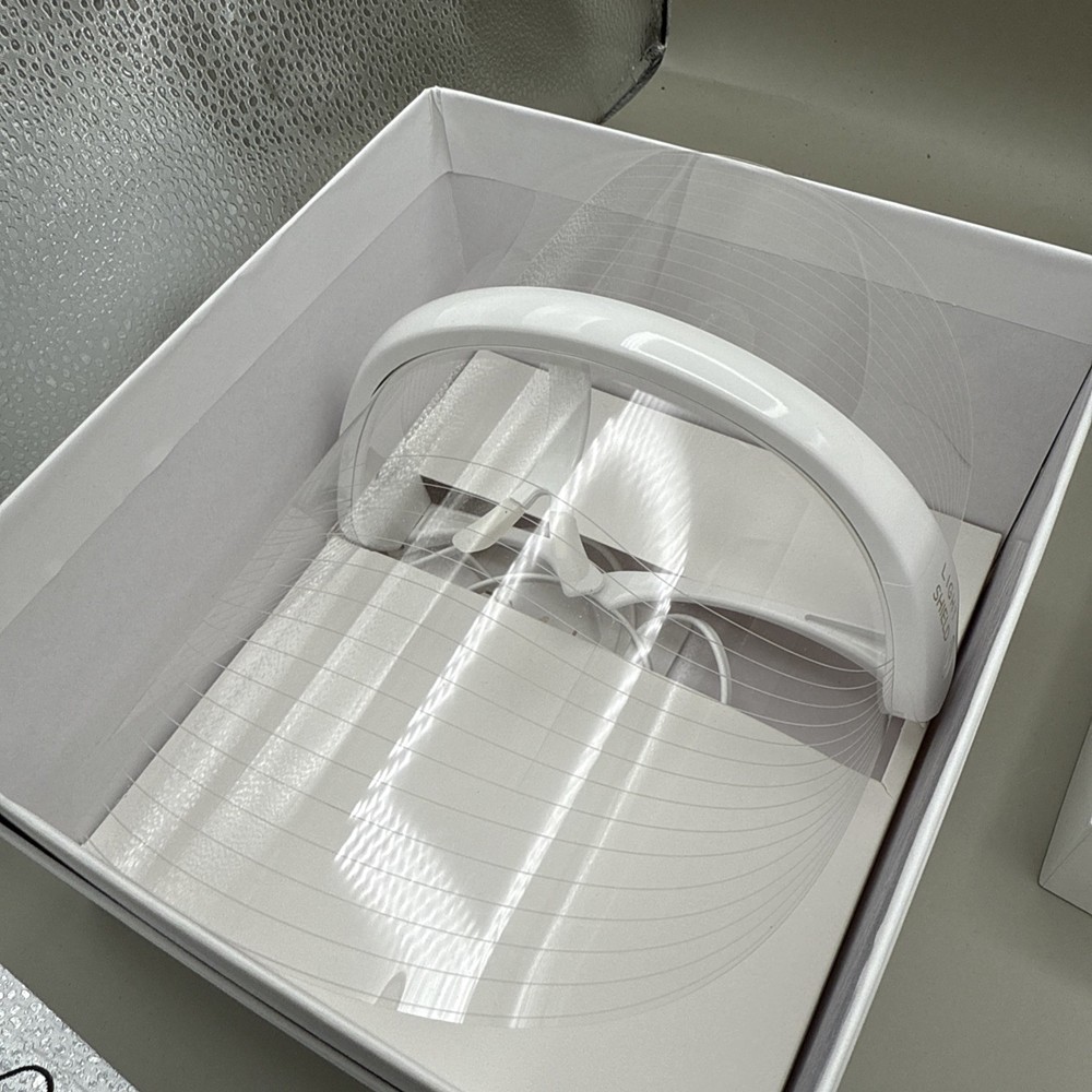 DMH Aesthetics Light Shield