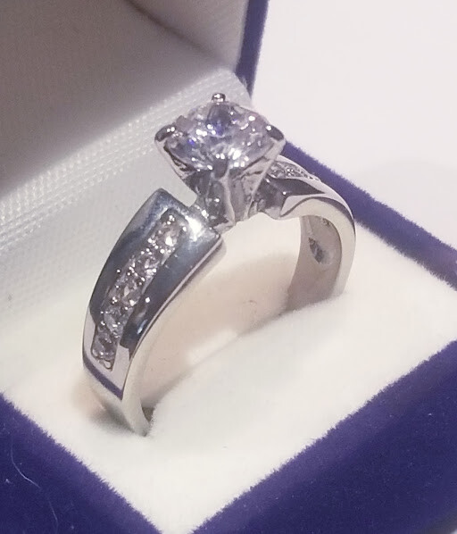 CLEARANCE SALE! 2.00 Ct LC Moissanite Solitaire Engagement Ring Stainless steel
