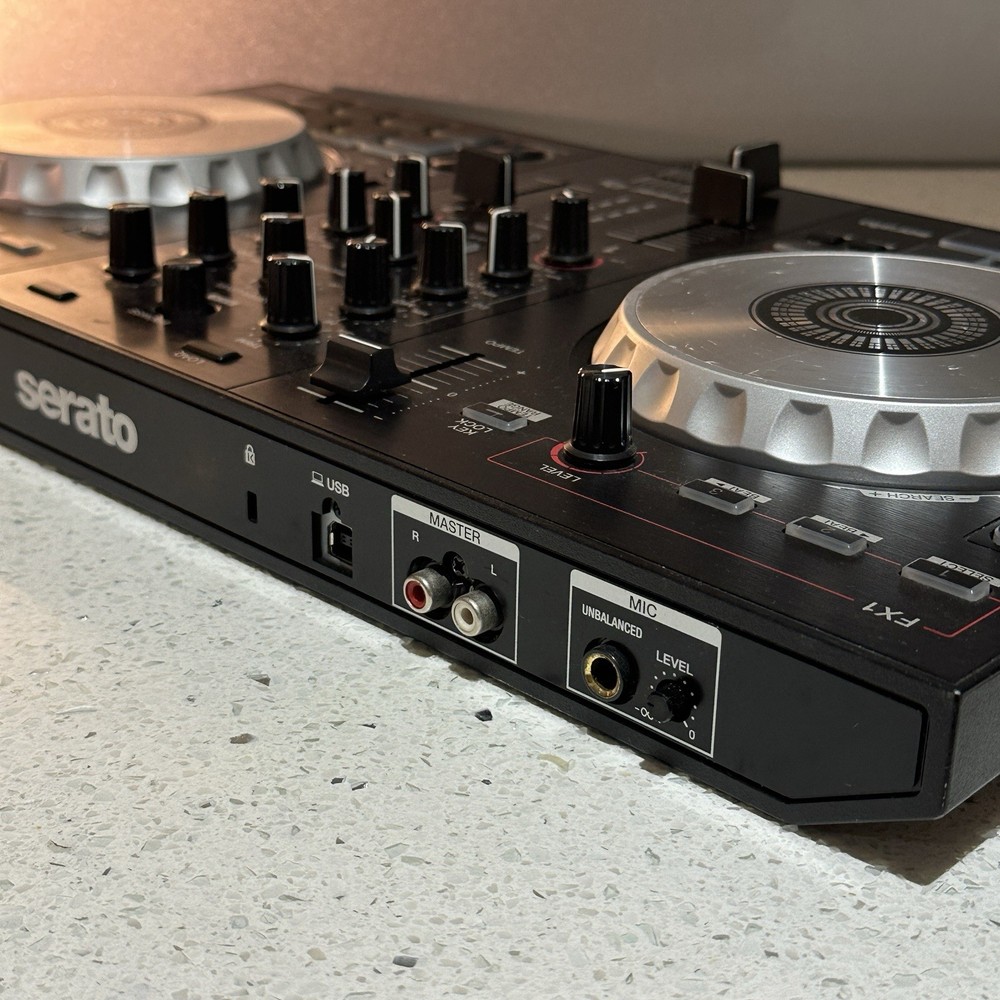 Pioneer DJ Performance DJ Controller DDJ-SB3