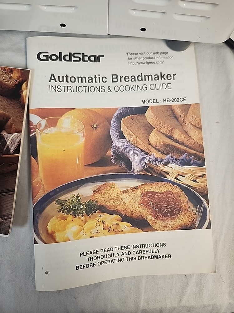 Goldstar Model HB-202CE Automatic Bread & Cake Maker Machine