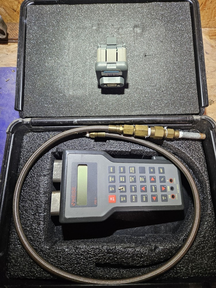 HEISE PTE-1 Handheld Pressure Calibrator + 3 Modules