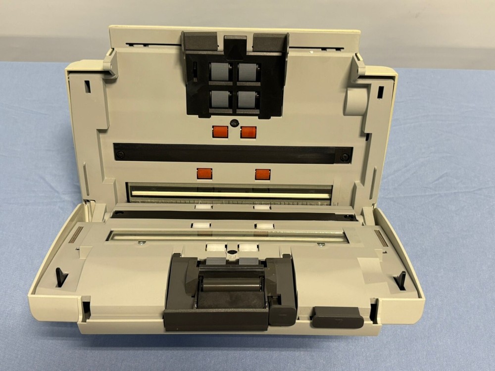 Kodak i1320 Plus Perfect Page Duplex Document Scanner