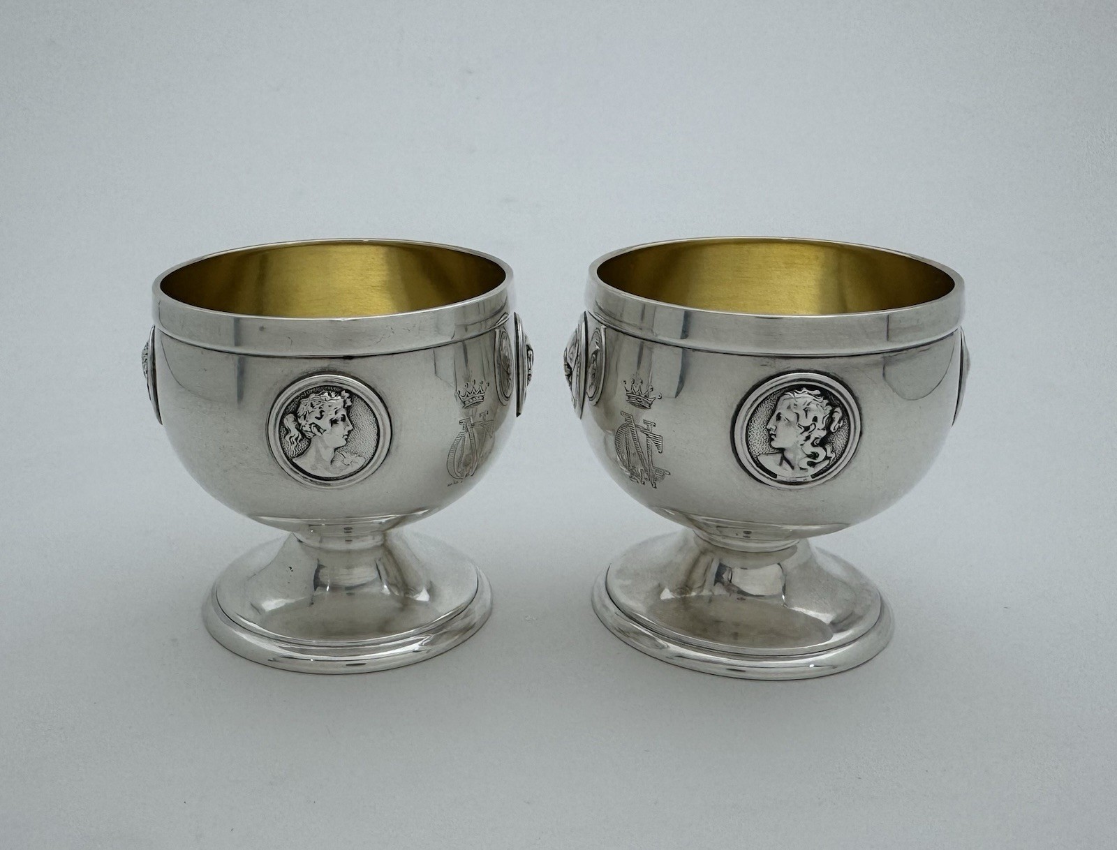 Magnificent Gorham Medallion Aesthetic Sterling Silver Gilt Master Salt Cellars