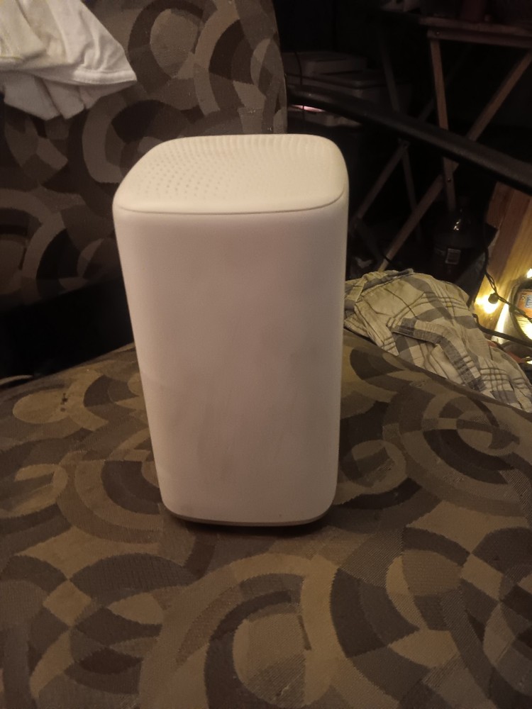 xfinty modem router wifi white
