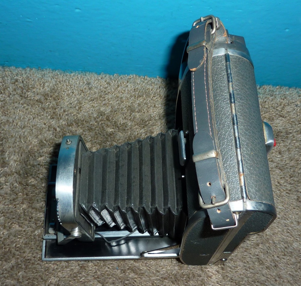 Polaroid 150 Land Camera Good Condition