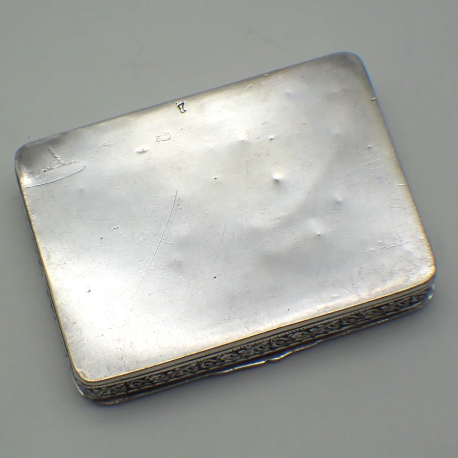 Ornate Scenic Box 800 Silver