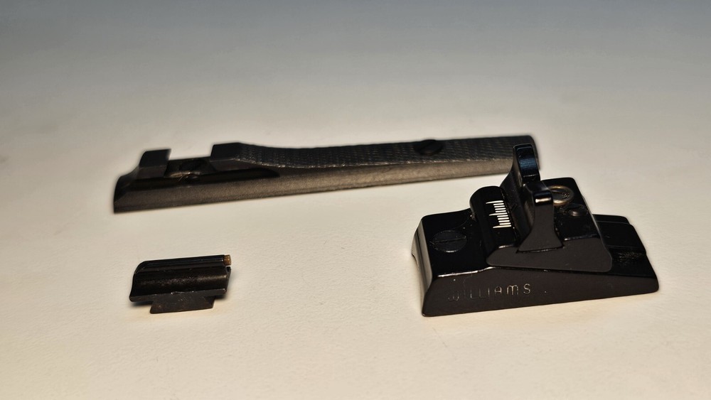 Knight MK-86 Muzzleloader Rifle Metal Sight Set With Screws