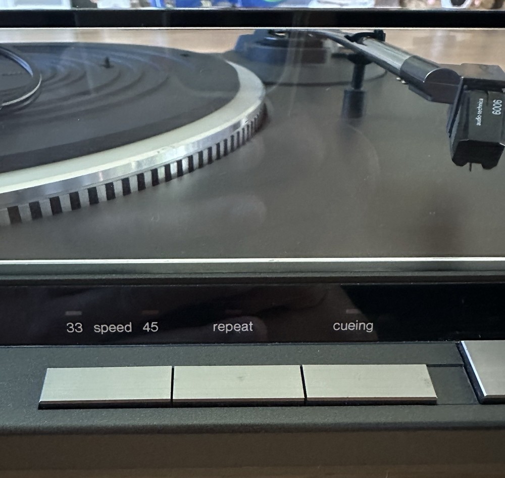 Technics SL-QD33 Fully Automatic Quartz Direct Drive Turntable Serviced Recapped