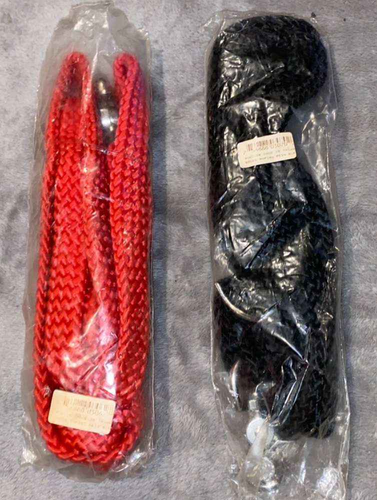 NEW BLACK OR RED FLAT LOOP BARREL REINS WITH CLIP 74''