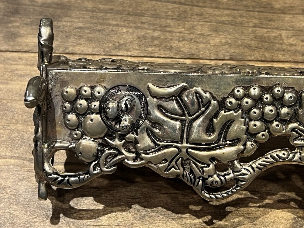 Vintage Studio Silversmiths Cracker Holder Grapevine Design Serve Ware 9” VTG