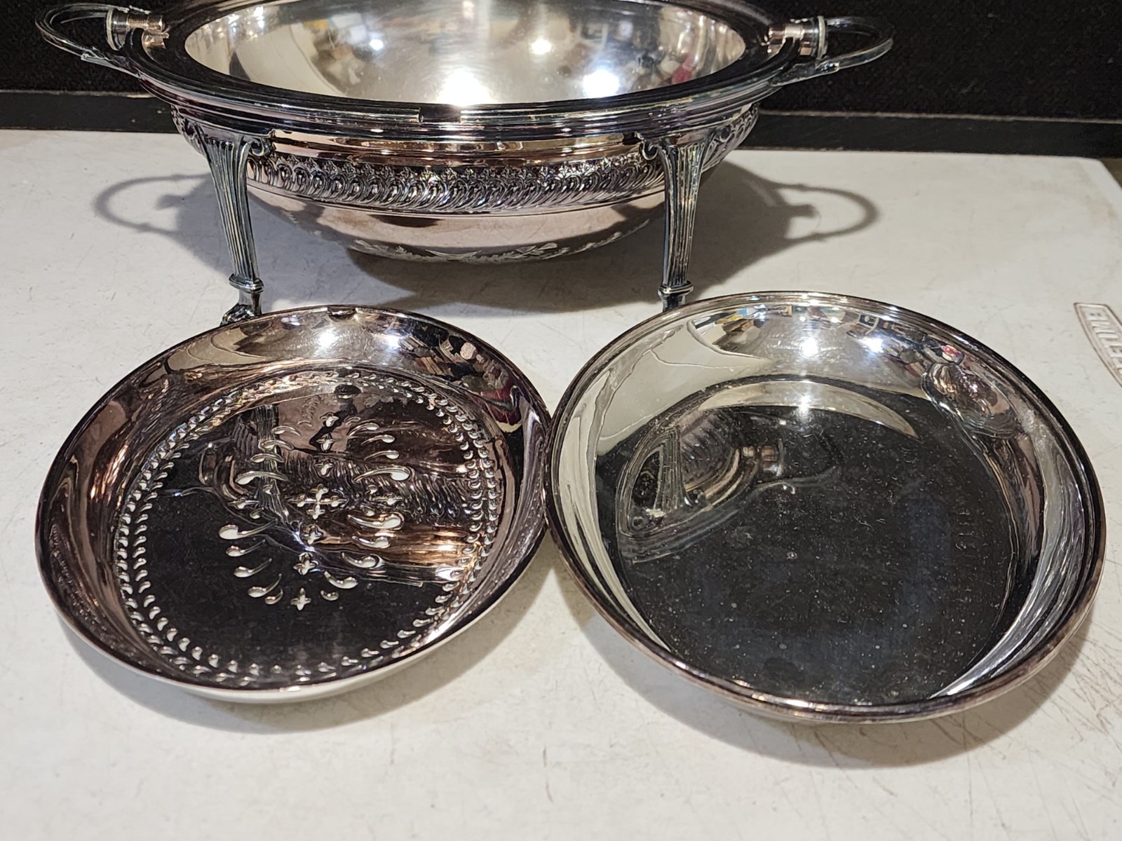 Reed & Barton 4142 Silverplate Roll Top Buffet Server Dome Dish Paw Foot