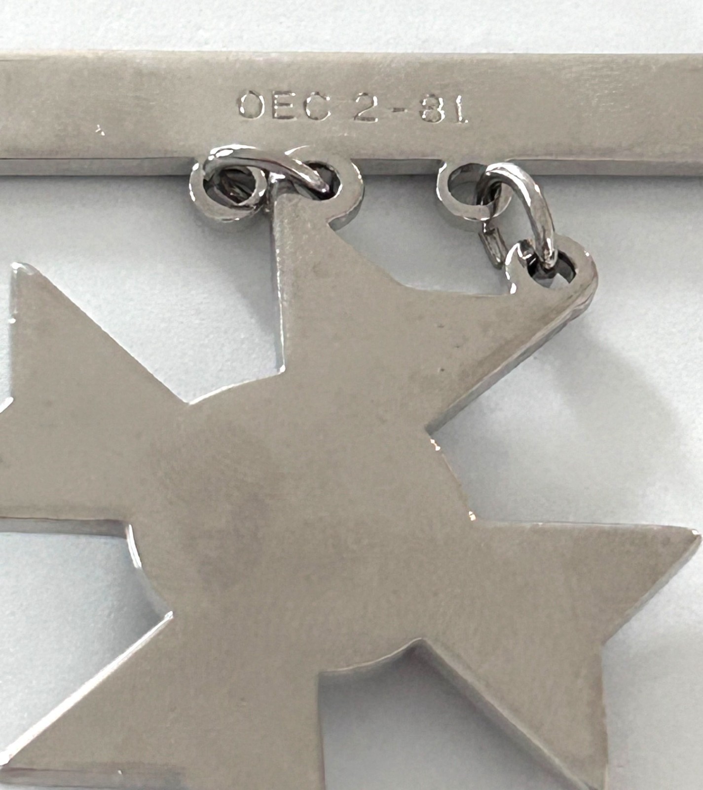 Vintage USMC Rifle Sharpshooter Badge Medal 1981 Silver-Tone Military Award