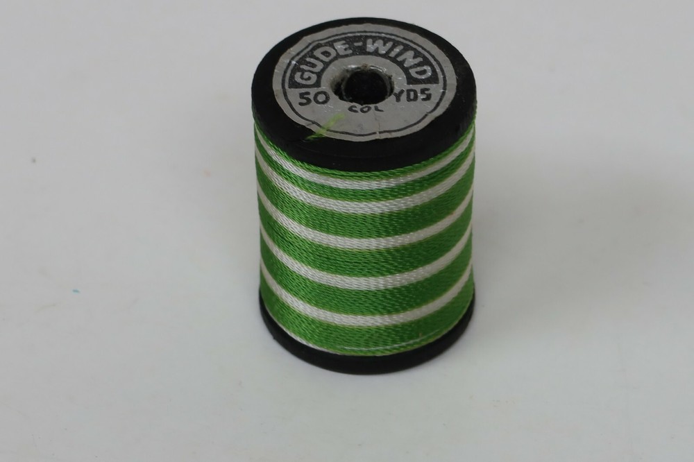 Gudebrod Rod Winding Thread Size E Green / White Variegated 50 Yrds Nylon Jasper