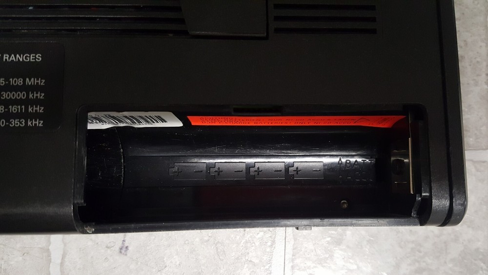 GRUNDIG SATELLIT 700 World Receiver (PLEASE READ)