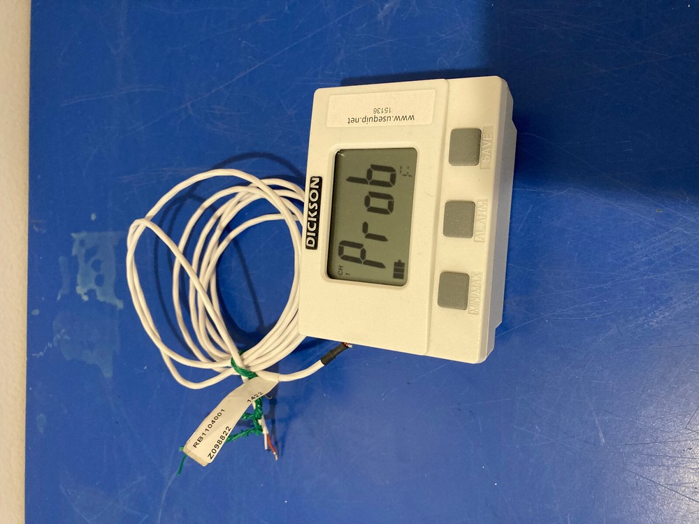 15136 Dickson SM420 temperature / humidity data logger