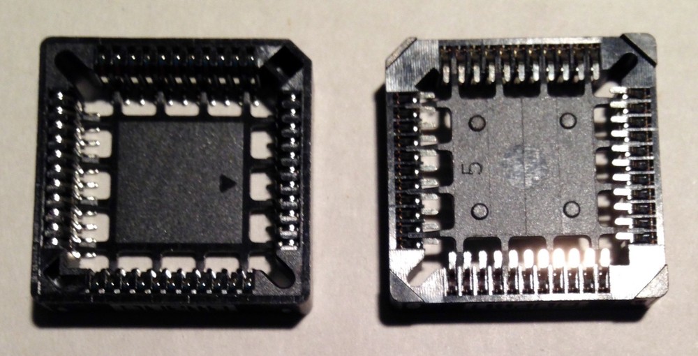 44 Pin PLCC SMD IC Socket - NOS