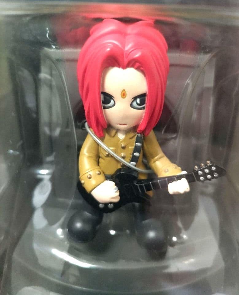 hide speaker & figure unopened item