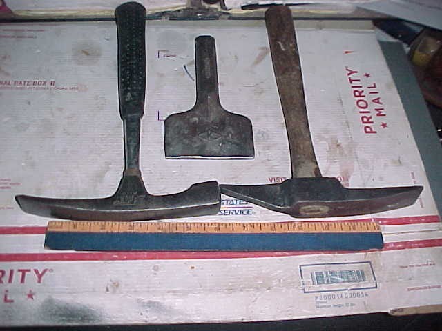 True Temper Rocket A11B Mason Rock Masonry & Geology Pick + 3 1/2" Brick Chisel
