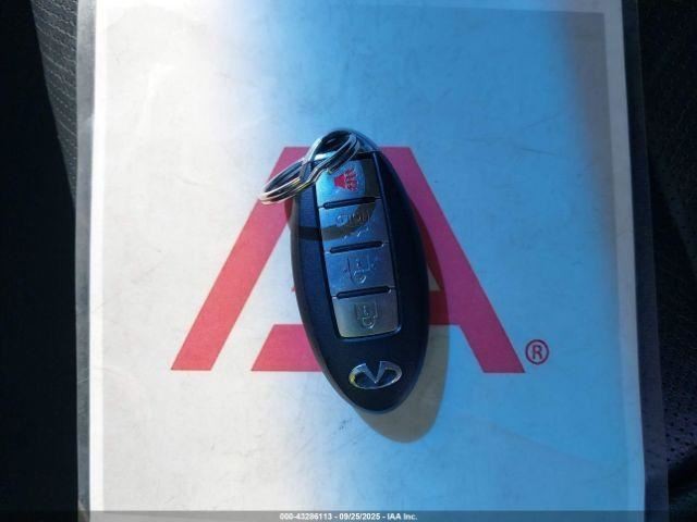 M35 2008 Glove Box 4848764