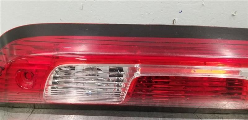 18 CHEVY SILVERADO 1500 HIGH MOUNTED STOP LIGHT INCANDESCENT